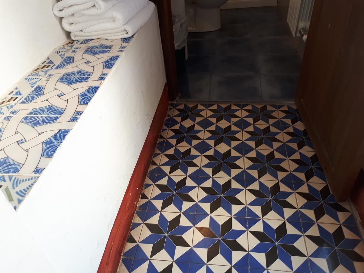 Fonda Del Tozal Hotel Teruel Bagian luar foto