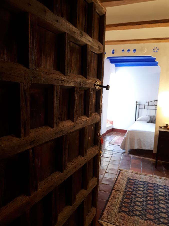 Fonda Del Tozal Hotel Teruel Bagian luar foto
