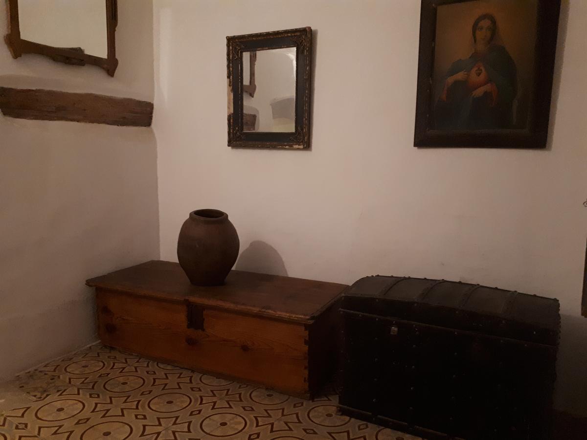 Fonda Del Tozal Hotel Teruel Bagian luar foto