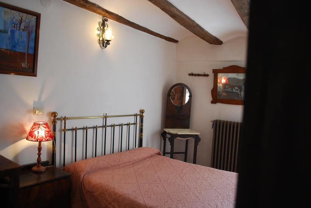 Fonda Del Tozal Hotel Teruel Bagian luar foto