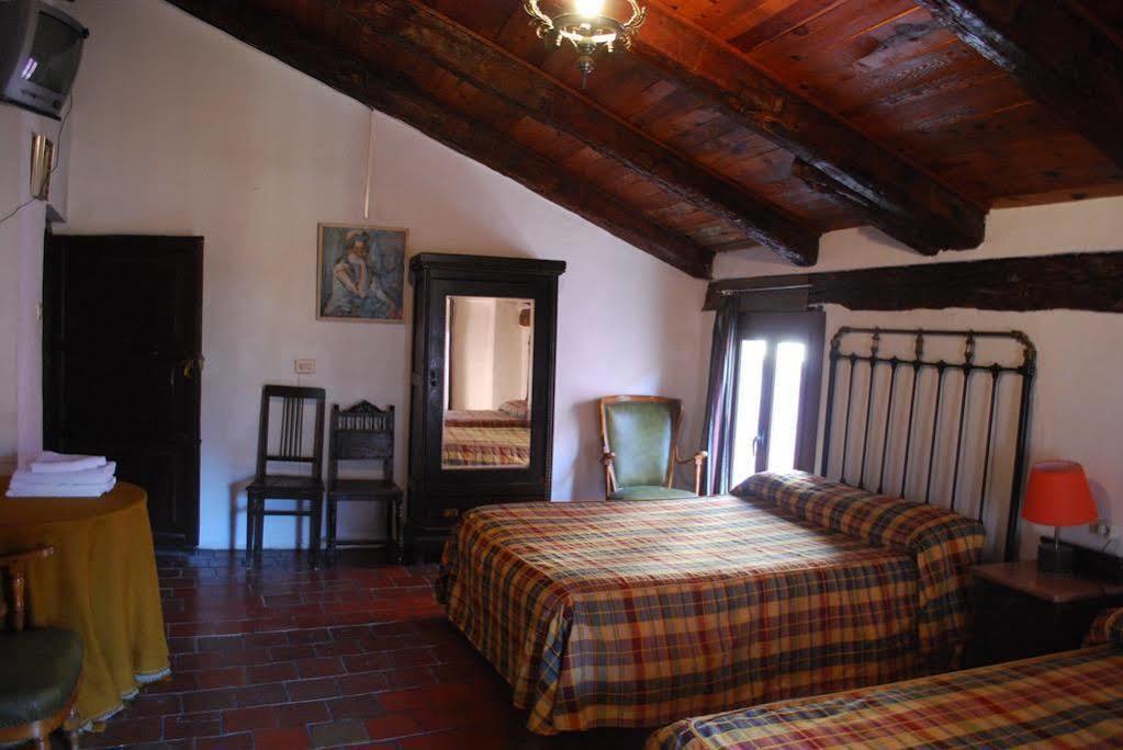 Fonda Del Tozal Hotel Teruel Bagian luar foto