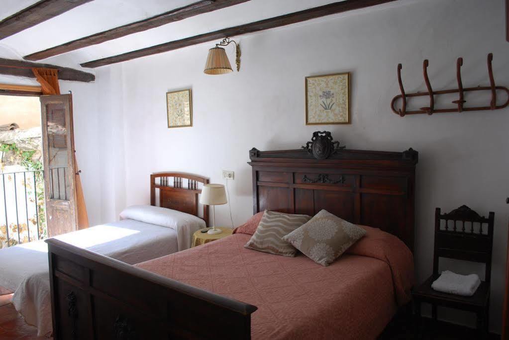 Fonda Del Tozal Hotel Teruel Bagian luar foto