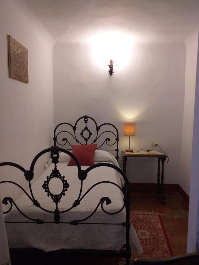 Fonda Del Tozal Hotel Teruel Bagian luar foto